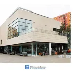 fotografia de la biblioteca amb un subtext on hi posa "biblioteques de barcelona"